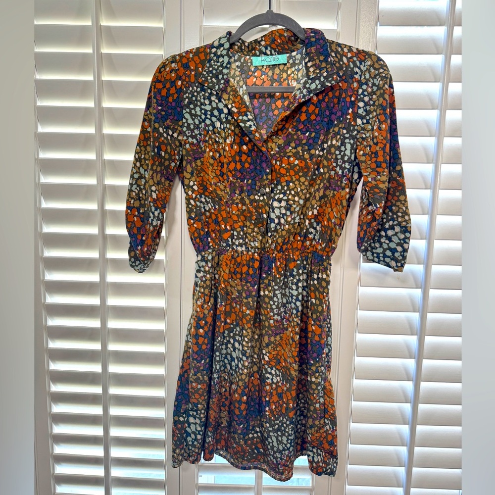 Karlie - Abstract Button Down Collared Dress